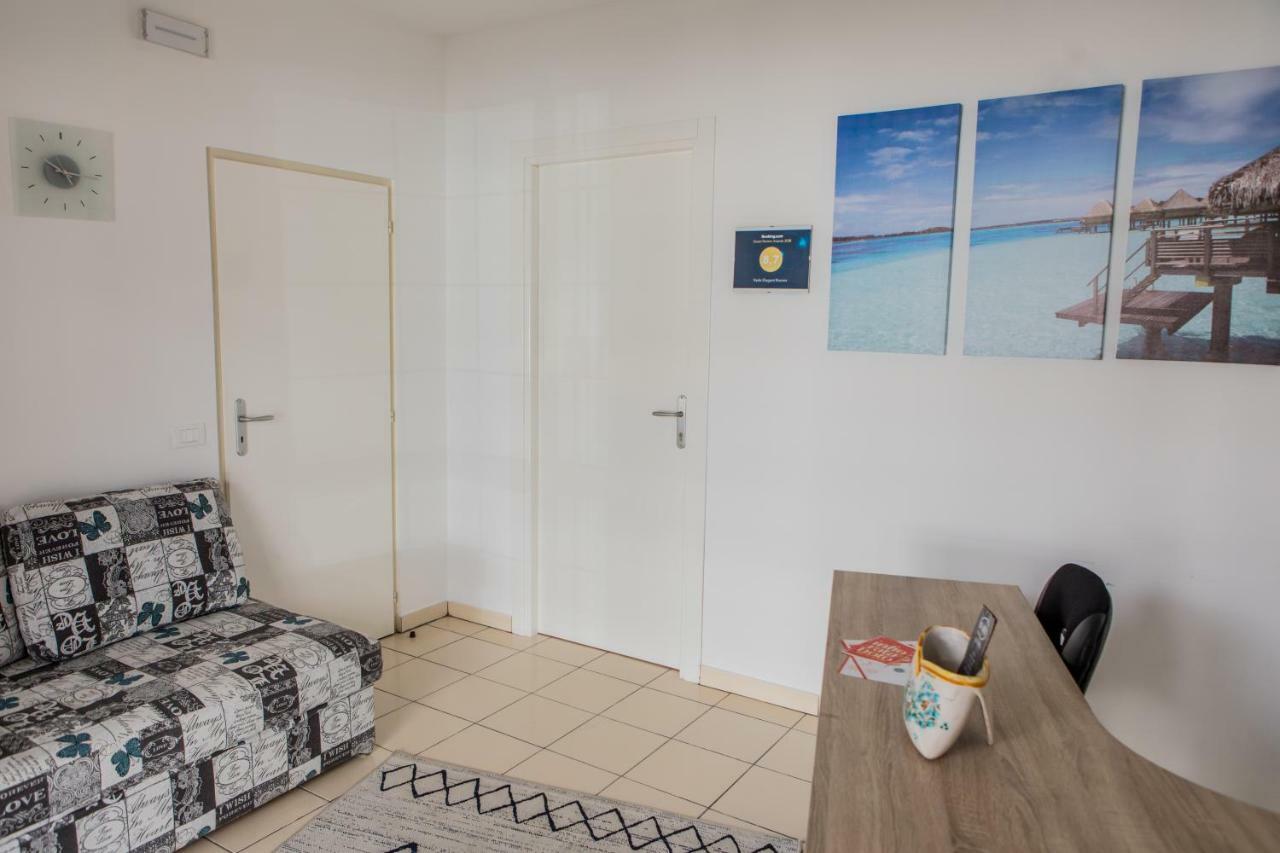 Veda Elegant Rooms Fiumefreddo di Sicilia Exterior foto