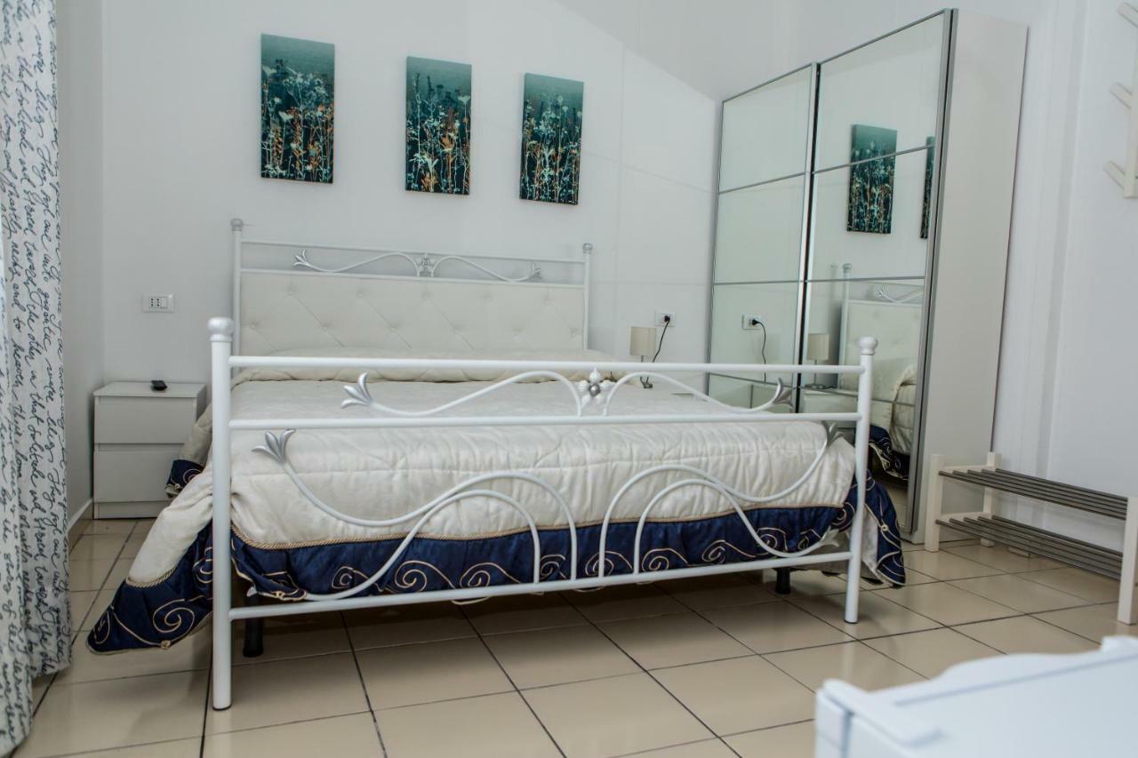 Veda Elegant Rooms Fiumefreddo di Sicilia Exterior foto